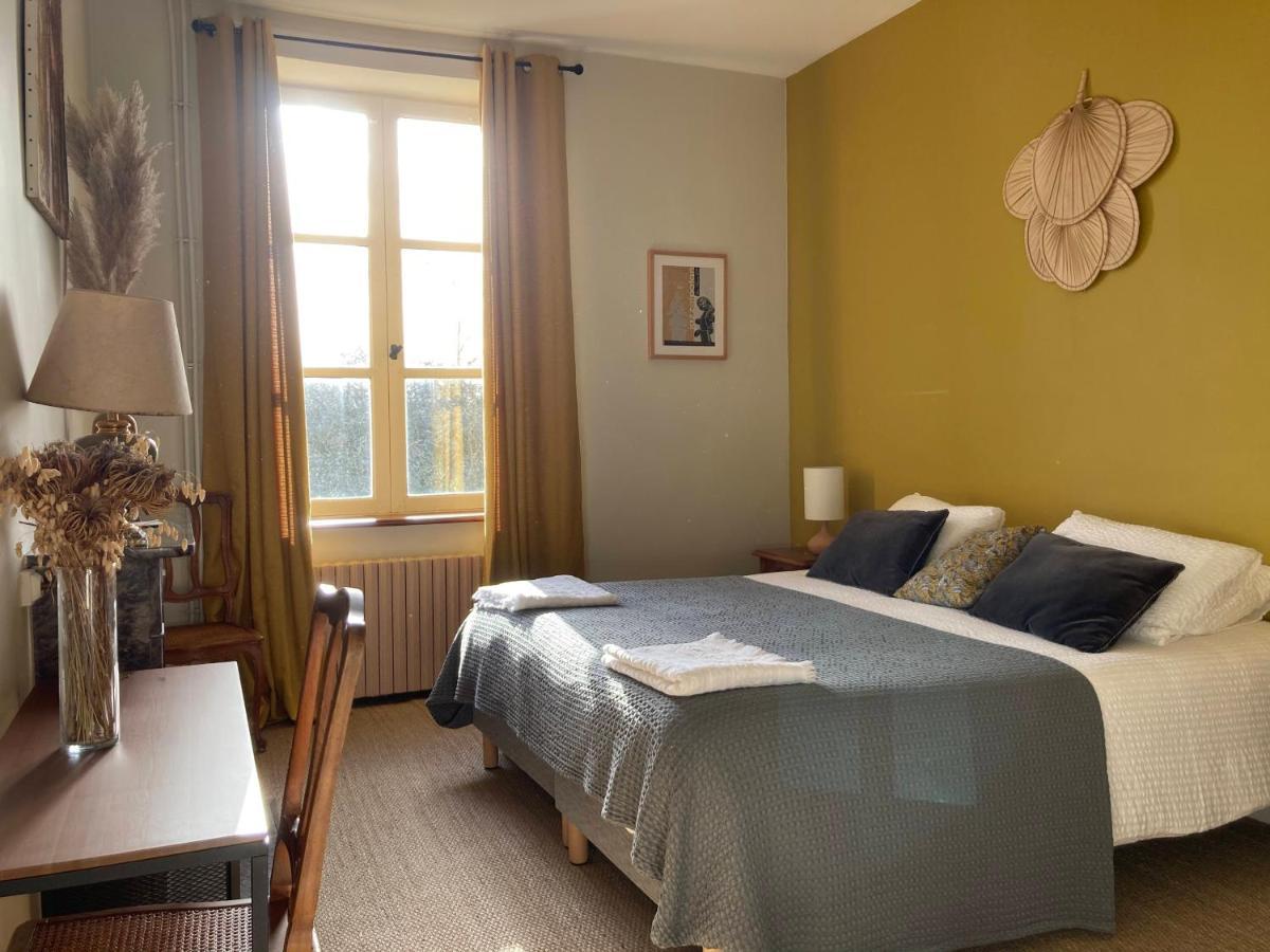 Maison D'Hotes La Doucelle Culture Et Bien-Etre Lignieres-Orgeres 外观 照片