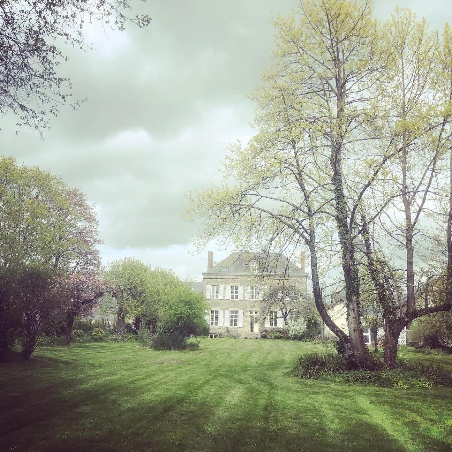 Maison D'Hotes La Doucelle Culture Et Bien-Etre Lignieres-Orgeres 外观 照片
