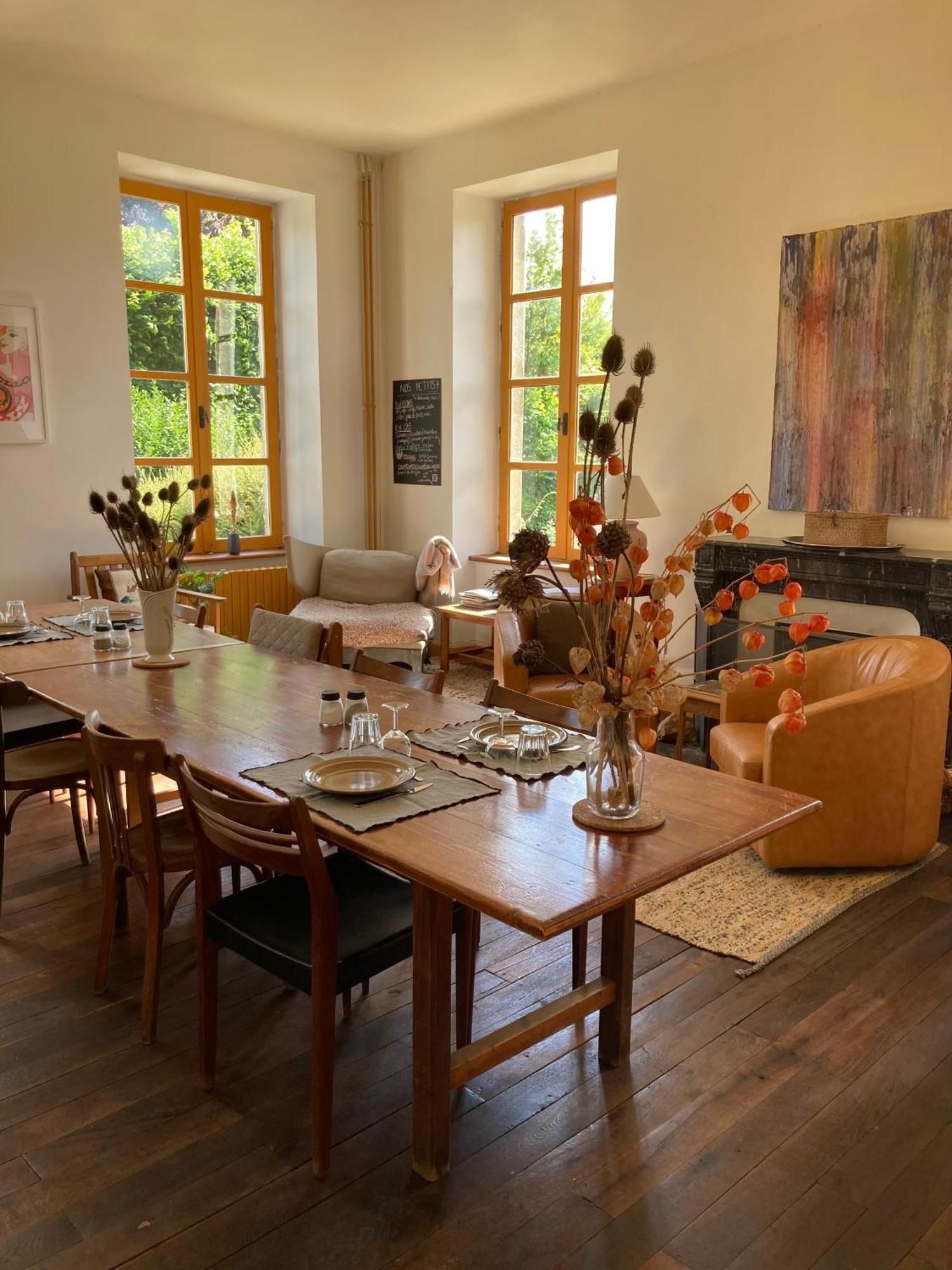 Maison D'Hotes La Doucelle Culture Et Bien-Etre Lignieres-Orgeres 外观 照片